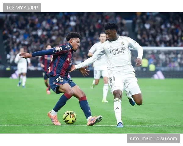 巴萨3-0完胜莱万特,积分61分反超皇马登顶西甲 巴萨3-0完胜莱万特,积分61分反超皇马登顶西甲