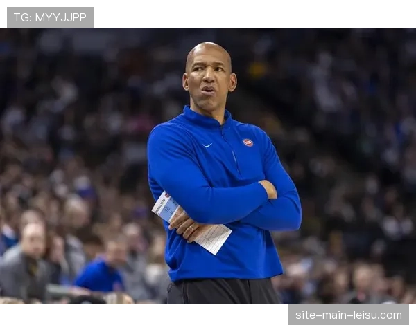 教练的抉择:赛后采访中蒙蒂·威廉姆斯解释最后时刻的战术布置 教练的抉择:赛后采访中蒙蒂·威廉姆斯解释最后时刻的战术布置